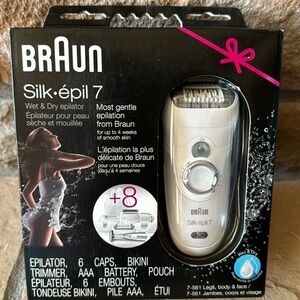 Braun Silk Épil 7 new w/ Bikini trimmer NEW (open box)